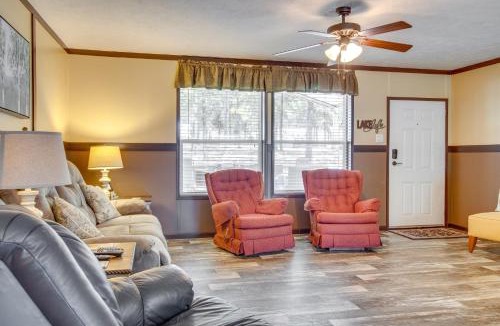 Greers Ferry House | Greers Ferry Lakefront Home w/Deck & Boat Slips!