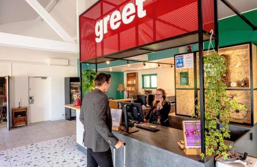 Montbeliard Hotel | greet Hôtel Montbéliard