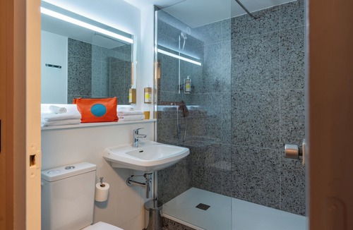 Chatellerault Hotel | greet Hotel Chatellerault