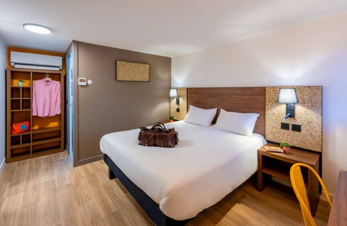 Chatellerault Hotel | greet Hotel Chatellerault