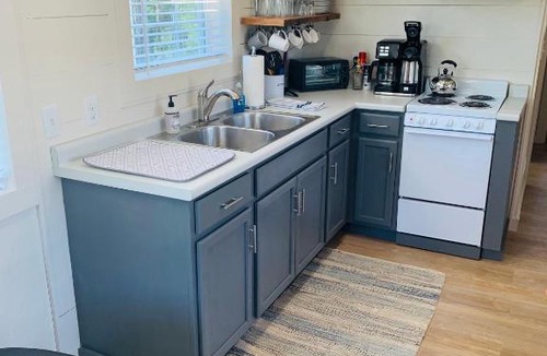 Altamont House | Greeter Falls Lodge Cottage #7