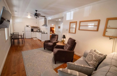Altamont Cabin | Greeter Falls Lodge Suite 5
