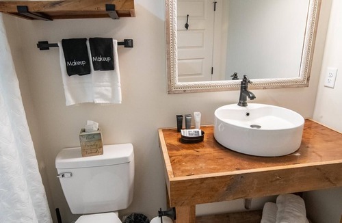 Altamont Cabin | Greeter Falls Lodge Unit 2