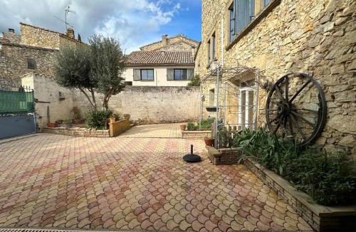 Valliguieres Bed & Breakfast | Greg House