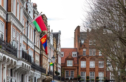 Royal Borough of Kensington and Chelsea Apartment | Gregory Place by Onefinestay