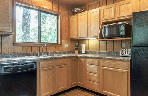 Innsbrook Ski Chalet | Grendel Grove Getaway