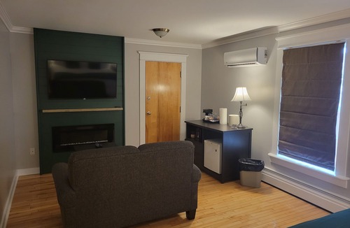 St. Anthony Hotel | Grenfell Heritage Hotel & Suites