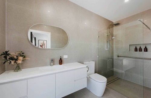 Central Mudgee House | Grevillea Suite A Serene Haven for Couples