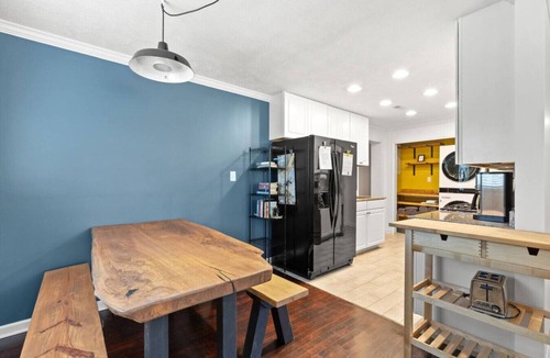 Beattyville House | Grey Duck- Firepit, WiFi, Covered Deck, 20 mins from Natural Bridge