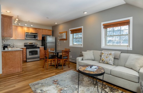 Stowe Area Hotel | Grey Fox Inn