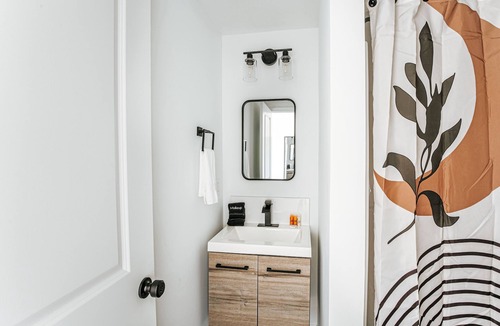 Waynesboro Hotel | Grey Pine Lodge