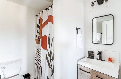 Waynesboro Hotel | Grey Pine Lodge