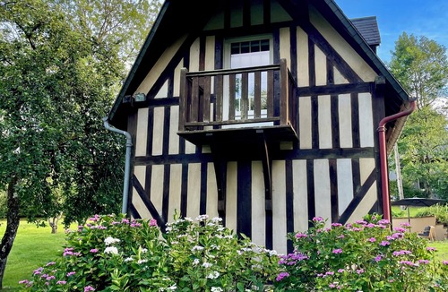 Les Champeaux House | Grey Reinette