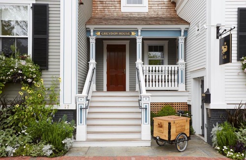 Nantucket Town Hotel | Greydon House