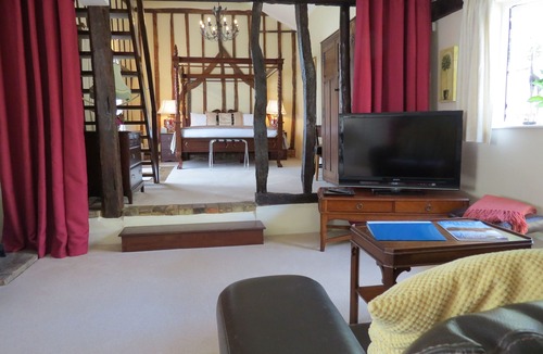 Glemsford Bed & Breakfast | Greyhound Cottage