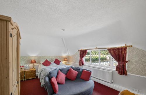 Fenny Bridges Bed & Breakfast | Greyhound Country Inn