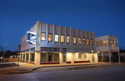 Tyler Hotel | Greyhound Inn - Classic Double Suite