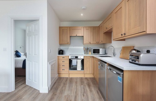 Wroxham Cottage | Greylag Goose - UKC2110