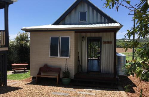 Eumundi Bed & Breakfast | Gridley Homestead B&B