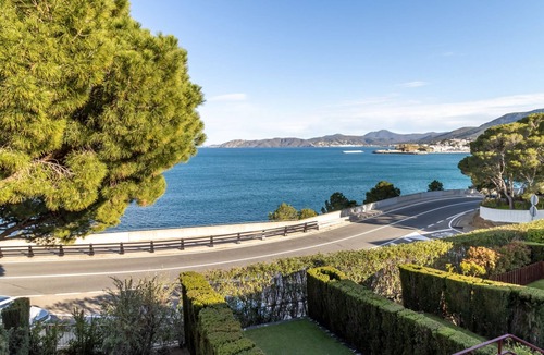 Llanca Apartment | Grifeu 15.1 - Semi-detached house with comm. pool
