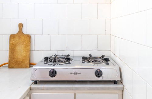 Llanca Apartment | Grifeu 15 - Small apartment with patio