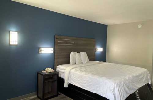 Griffin Hotel | Griffin Inn and Suites