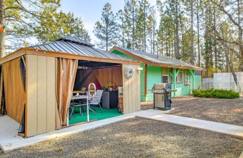 Show Low House | Grill, Fire Pit: Pet-Friendly Lakeside Cottage!