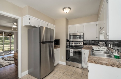 Shreveport House | Grill, Relax, or Play at Home Away From Home