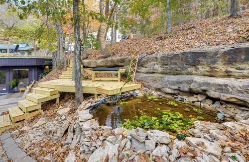 Lost Bridge Village Apartment | Grill & Rooftop Deck: Cozy Hideaway in Garfield