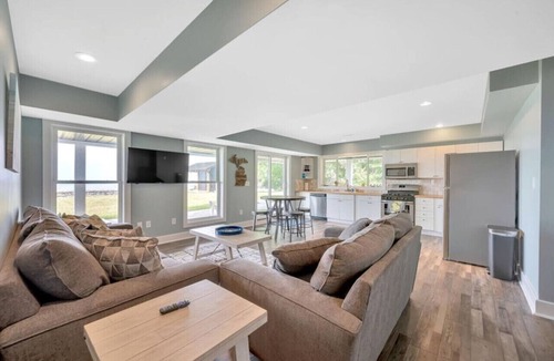 Port Austin Cottage | Grindstone Lighthouse on Lake Huron Private Beach