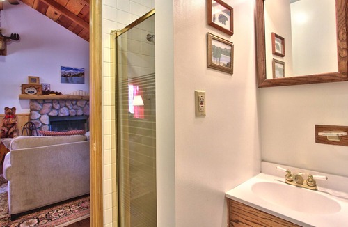 Sugarloaf House | Grinning Bear Cabin
