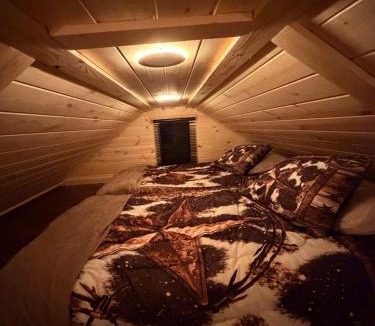 Mount Mourne Ski Chalet | Grinning Mule Lodge