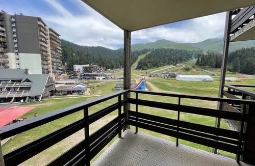 Laveissiere Apartment | Griou N°52