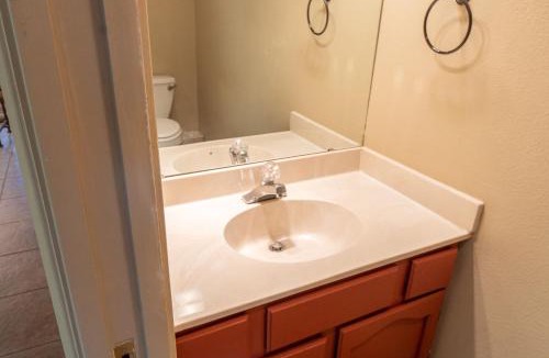 Ruidoso House | Grisham's View Condo: Central Condo with a Golf Course View!