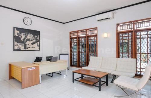 Sinduharjo Hotel | Griya Asri Guest House RedPartner