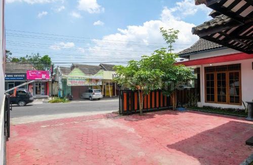 Sinduharjo Hotel | Griya Asri Guest House RedPartner