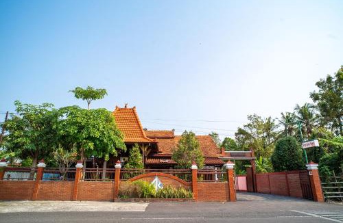 Banjarasri House | Griya Kulon Yogya