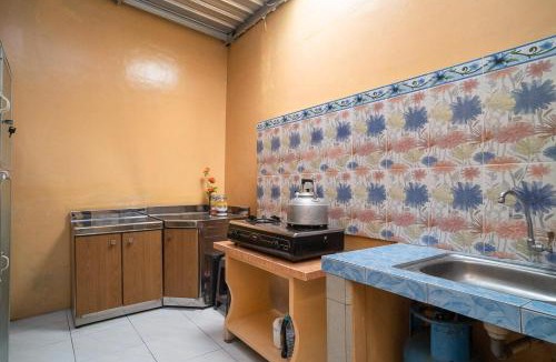 Ngemplak Hotel | Griya Mustika Homestay Syariah Cangkringan Kaliurang RedPartner