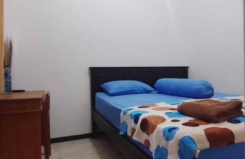 Ngaglik House | Griya Sarah Backpacker Homestay by Bias