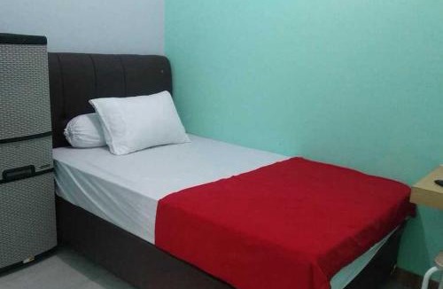 Sedayu Hotel | Griya Zukarnaen Syariah near Universitas Mercubuana Yogyakarta RedPartner