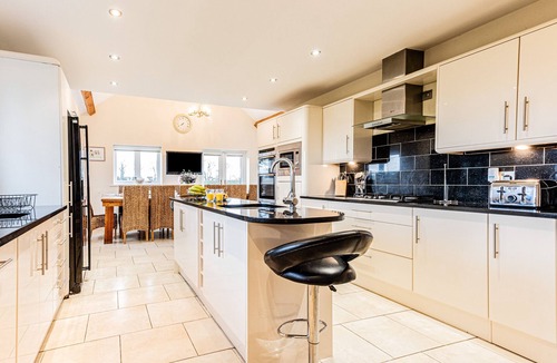 Holywell Villa | Groes Faen Bach Farmhouse