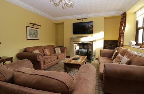 Ulverston House | Groffa Crag Farmhouse