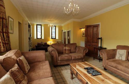 Ulverston House | Groffa Crag Farmhouse