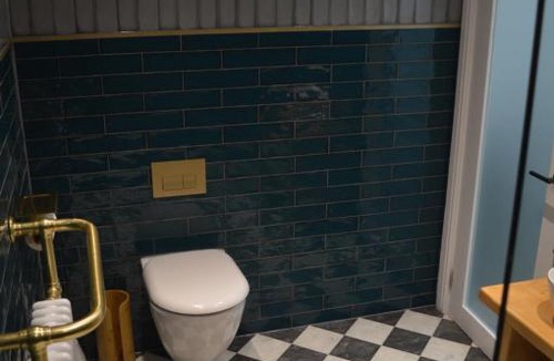 Wadsworth House | Grooms House