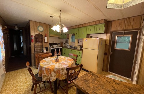 Hammondsport House | Groovy Getaway secluded retreat