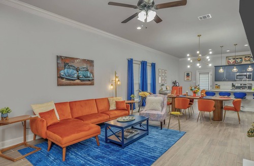 Broadmoor House | Groovy, New & Modern! Tv in each room.