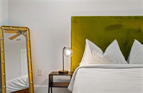 Bouldin House | Groovy SoCo Stay, Walk to Shops, Eats & Bars