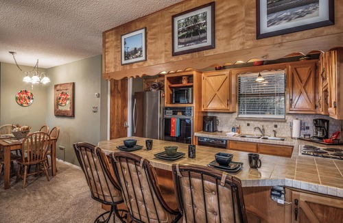 Ruidoso Cabin | Groovy View by Ruidoso Vacation Rentals
