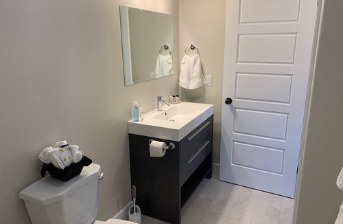 Rocky Harbour Apartment | Gros Morne Coastal Suites #2