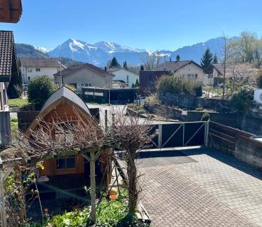 Steffisburg Apartment | Grosszügige Ferienwohnung zwischen Bern und Interlaken